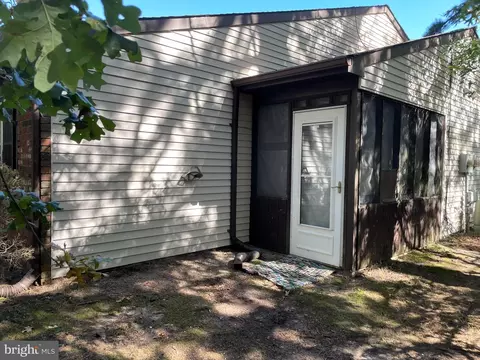 4 Driftwood Dr, Little Egg Harbor Twp, NJ 08087