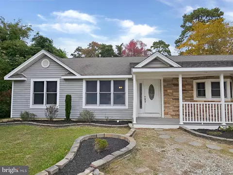 41 Deer Run Rd, Tuckerton, NJ 08087