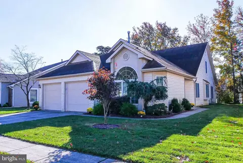 1597 Lacebark Rd, Toms River, NJ 08755