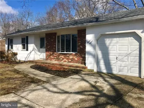 1216 Ocean St, Forked River, NJ 08731