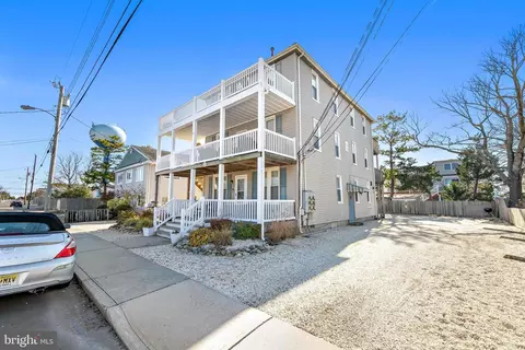 28 W New Jersey Ave #E, Long Beach Township, NJ 08008