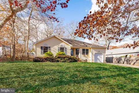 64 Saint Andrews Dr, Little Egg Harbor Twp, NJ 08087