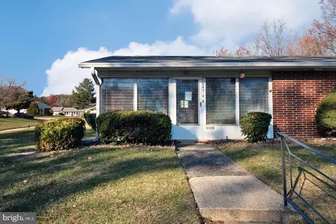 547 A Sheffield Ct, Lakewood, NJ 08701