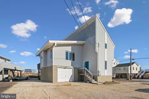 1296 E Bay Ave, Manahawkin, NJ 08050
