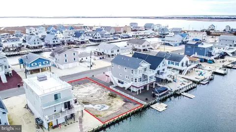 181 Flamingo Rd, Tuckerton, NJ 08087