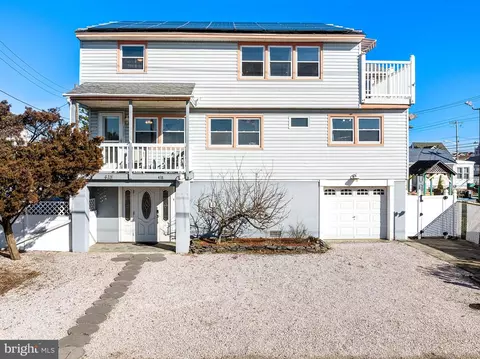 418 Drexel Ave, Ship Bottom, NJ 08008