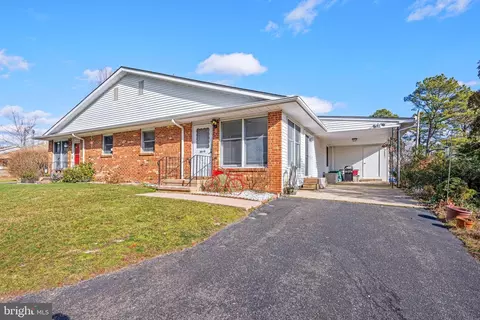 24 D Sycamore Rd, Manahawkin, NJ 08050