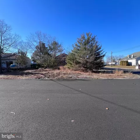 788 Francis Dr, Toms River, NJ 08753