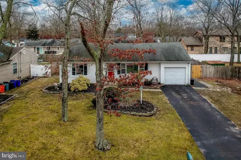 240 Juniper Ln, Forked River, NJ 08731 photo 4