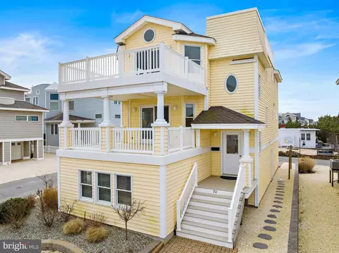 20 22nd St, Surf City, NJ 08008
