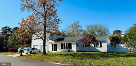 150 Jefferson Ln, Tuckerton, NJ 08087