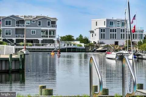 35 Lighthouse Way, Long Beach Township, NJ 08008