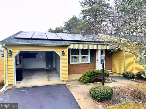 71 Falmouth Ave, Manchester Township, NJ 08759