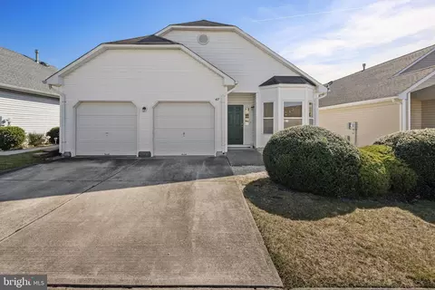 47 Lookout Dr, Manahawkin, NJ 08050