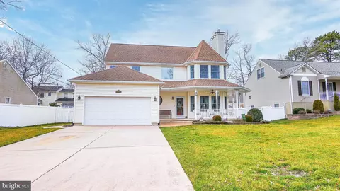 104 Bark Rd, Manahawkin, NJ 08050
