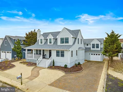 10 E Nebraska Ave, Long Beach Township, NJ 08008