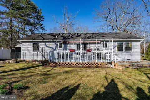 Exterior - 201 A Station Dr, Forked River, NJ 08731 photo 3 of 4