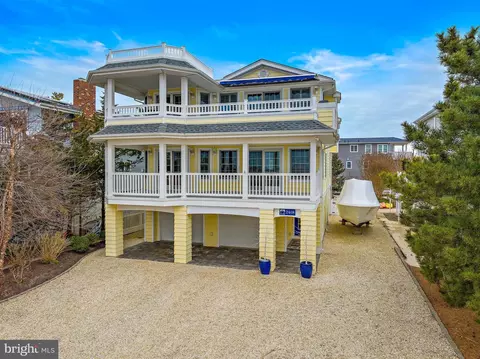2408 Bayview Ave, Barnegat Light, NJ 08006