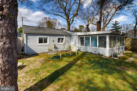 Exterior - 46 Dock Ave, Waretown, NJ 08758 photo 2 of 13