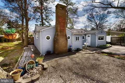 Exterior - 46 Dock Ave, Waretown, NJ 08758 photo 12 of 13