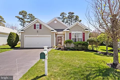 6 Links Ln, Little Egg Harbor Twp, NJ 08087