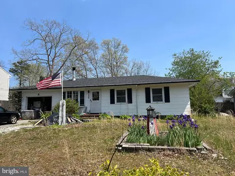229 Bulkhead Ave, Manahawkin, NJ 08050