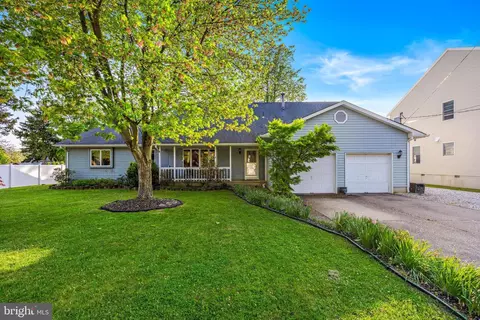 117 Frog Hollow Rd, Forked River, NJ 08731