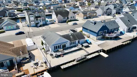 157 Bernard Dr, Manahawkin, NJ 08050