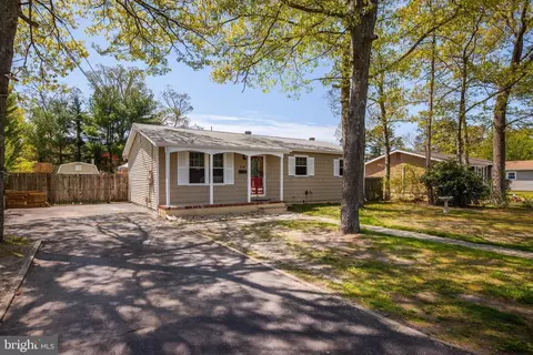216 2nd Ave, Tuckerton, NJ 08087