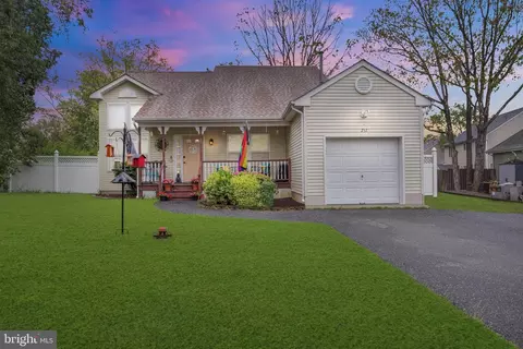 257 Privateer Rd, Manahawkin, NJ 08050