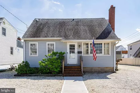 2 E 15th, Long Beach Township, NJ 08008
