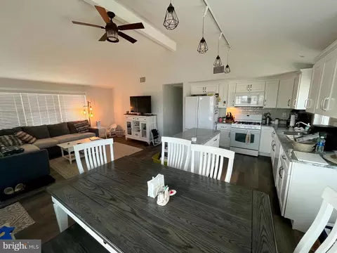 116 E 28th St, Ship Bottom, NJ 08008 photo 13