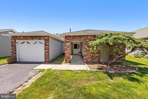 116 Mansfield Dr, Brick, NJ 08724