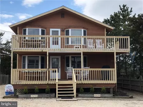 220 Liberty Ave #1, Beach Haven, NJ 08008
