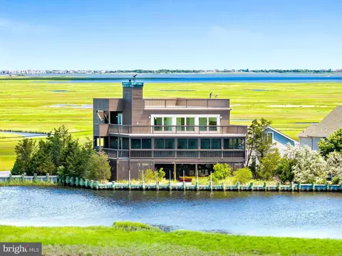 883 Cedar Run Dock Rd, West Creek, NJ 08092