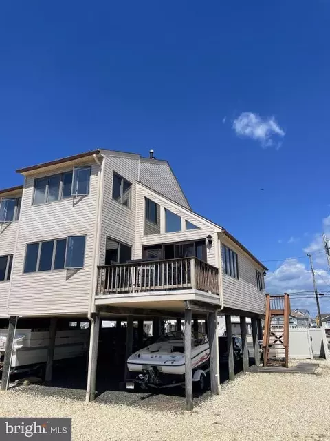 1151 Radio Rd, Tuckerton, NJ 08087