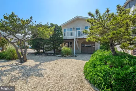 816 N Barnegat Ave, Surf City, NJ 08008