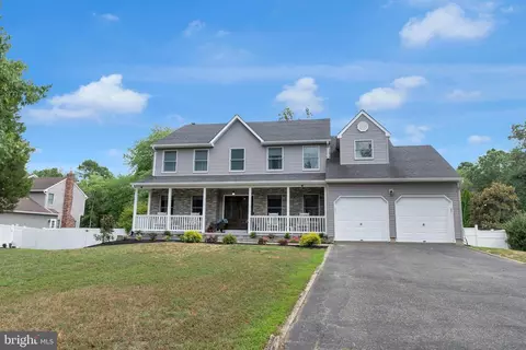 19 Grover Ct, Jackson, NJ 08527