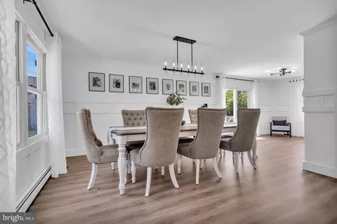Dining - 1777 Woodside Rd, Forked River, NJ 08731 photo 3 of 4