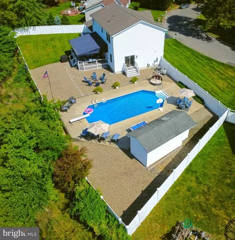 1777 Woodside Rd, Forked River, NJ 08731
