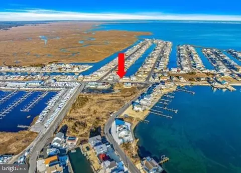 1020 S Green St, Tuckerton, NJ 08087
