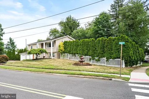 2 Everett Dr, Jackson, NJ 08527 photo 3