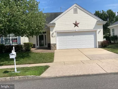 13 Reef Ln, Tuckerton, NJ 08087