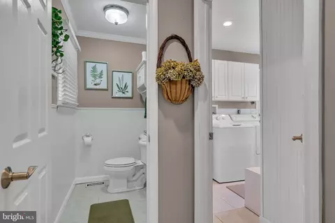 Entry Way - 2734 Dover Rd, Forked River, NJ 08731 photo 4 of 8