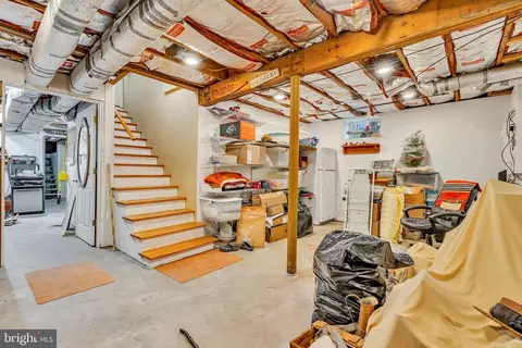 Entry Way - 2734 Dover Rd, Forked River, NJ 08731 photo 6 of 8