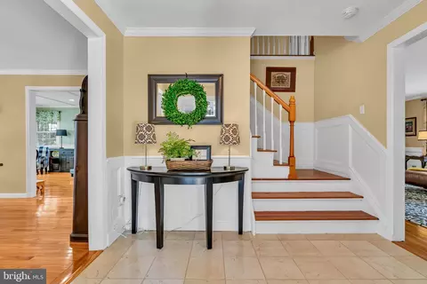 Entry Way - 2734 Dover Rd, Forked River, NJ 08731 photo 2 of 8