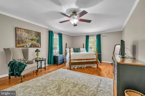 Bedroom - 2734 Dover Rd, Forked River, NJ 08731 photo 1 of 7