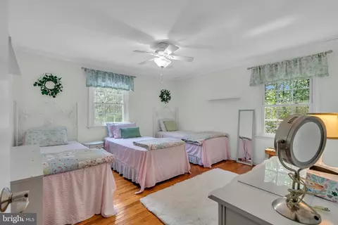 Bedroom - 2734 Dover Rd, Forked River, NJ 08731 photo 6 of 7