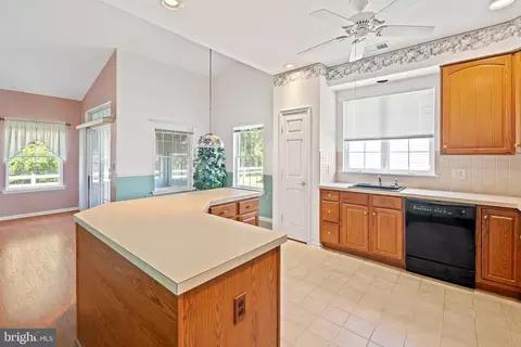 22 Rumson Ct, Waretown, NJ 08758 photo 14