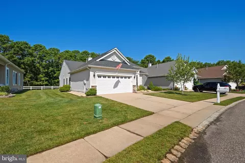22 Rumson Ct, Waretown, NJ 08758 photo 4